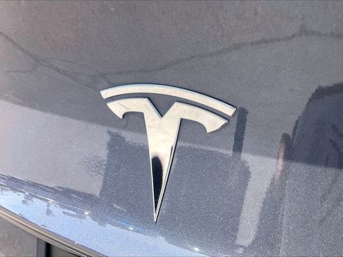 Used 2018 Tesla Model 3 Long Range AWD/4WD image 8