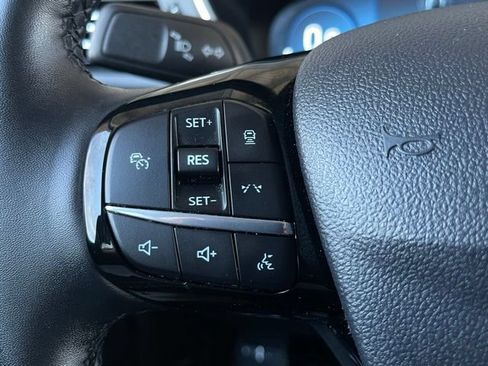 Certified 2025 Ford Escape Platinum AWD/4WD image 15