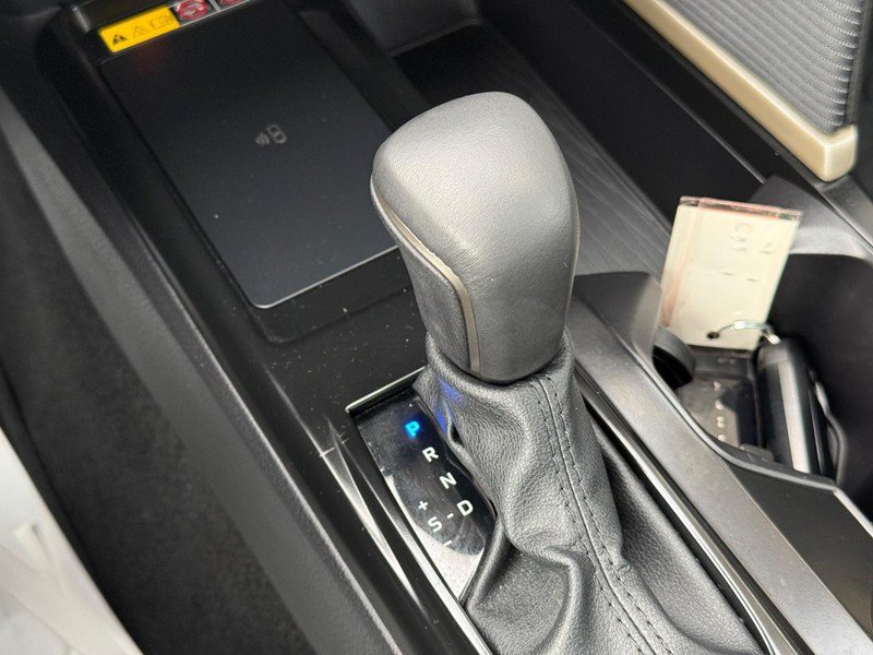 Used 2025 Toyota Camry SE w/ Multimedia Upgrade Package FWD image 27