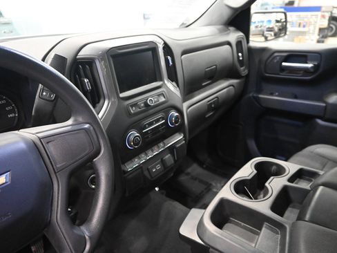 Used 2022 Chevrolet Silverado 1500 Custom image 30