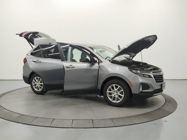 Used 2024 Chevrolet Equinox LT FWD image 10