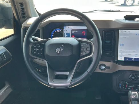 Used 2022 Ford Bronco Wildtrak AWD/4WD image 41