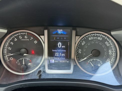 Used 2021 Toyota Tacoma SR5 RWD image 24