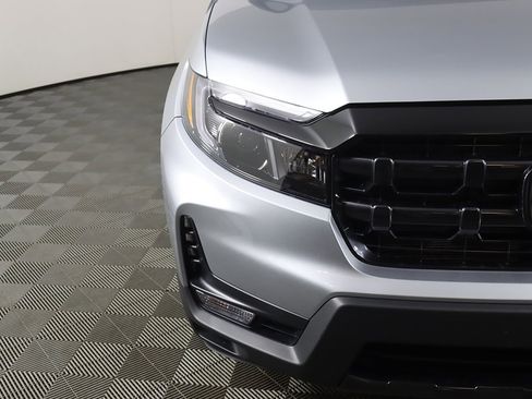 Certified 2025 Honda Ridgeline Sport+ image 12