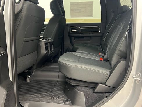 New 2026 RAM 3500 Big Horn AWD/4WD image 12