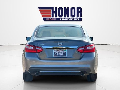 Used 2016 Nissan Altima 2.5 S w/ Power Driver Seat Package FWD image 5