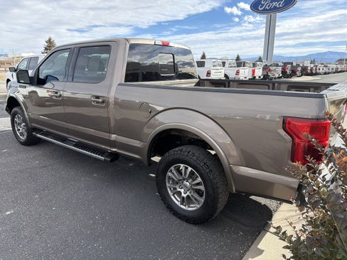 Used 2018 Ford F150 Lariat w/ Equipment Group 501A Mid image 4
