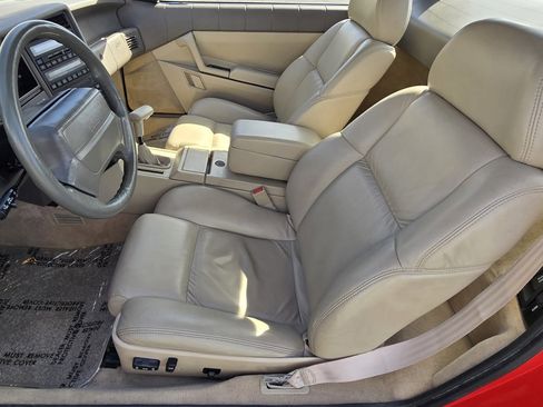 Used 1993 Cadillac Allante image 25