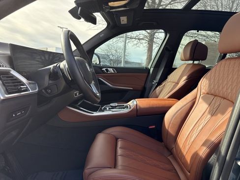 Certified 2025 BMW X5 sDrive40i image 10