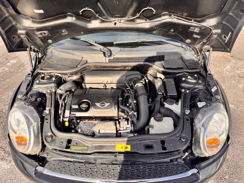 Used 2014 MINI Cooper S image 21