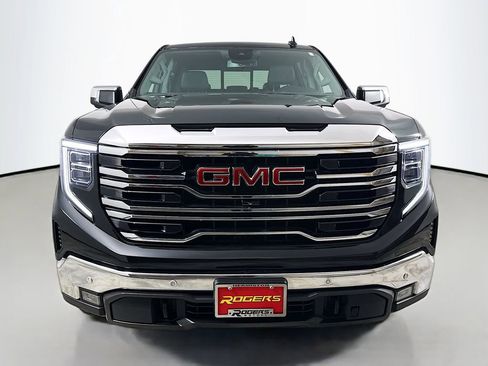 Used 2023 GMC Sierra 1500 SLT w/ SLT Premium Plus Package image 2