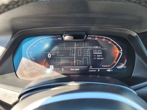 Certified 2022 BMW X7 xDrive40i w/ M Sport Package image 32