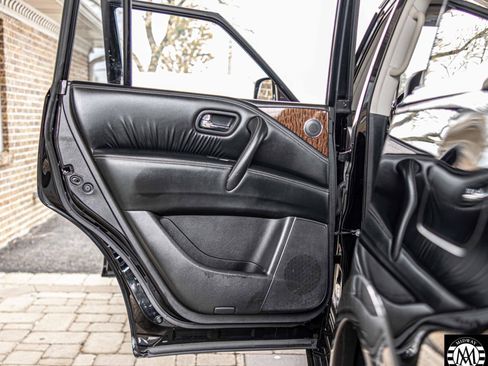 Used 2020 Nissan Armada SL w/ Premium Package RWD image 24