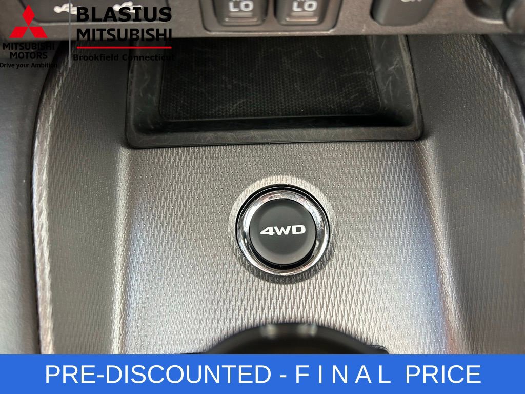Used 2025 Mitsubishi Outlander Sport SEL AWD/4WD image 66