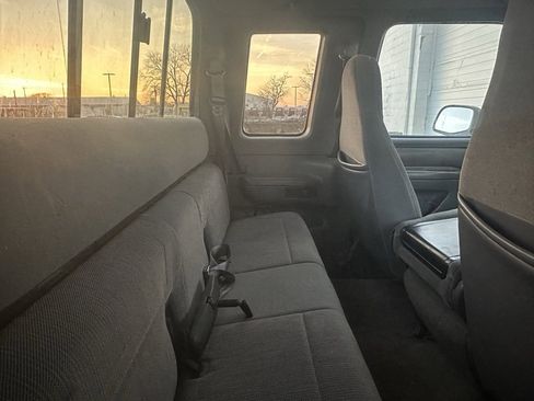 Used 1996 Ford F250 XLT image 7