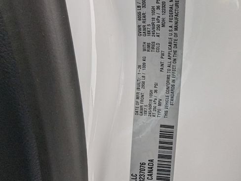 New 2026 Chrysler Pacifica Select FWD image 29