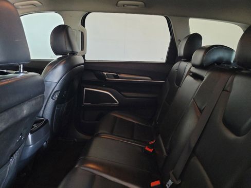 Used 2020 Kia Telluride LX FWD image 18