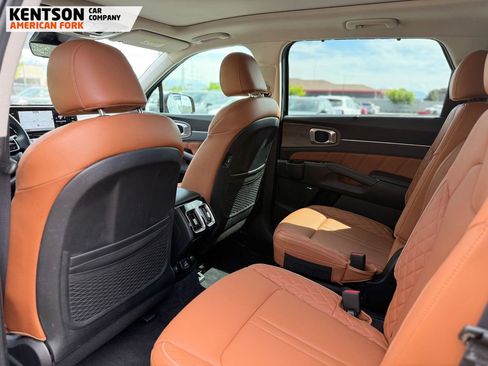 Used 2023 Kia Sorento SX Prestige AWD/4WD image 38