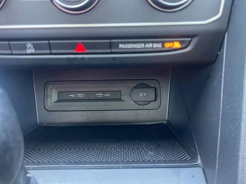 Used 2021 Volkswagen Atlas SE w/ Panoramic Sunroof Package image 33