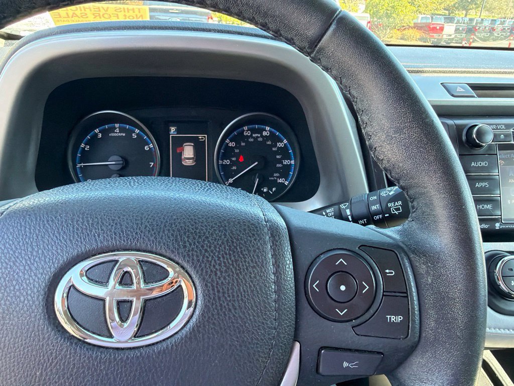 Used 2017 Toyota RAV4 XLE w/ Plus Extra Value Package AWD/4WD image 5