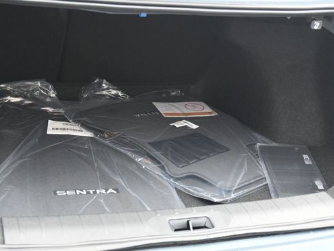 New 2026 Nissan Sentra SV w/ SV Convenience Package FWD image 19