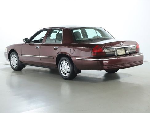Used 2007 Mercury Grand Marquis GS image 5