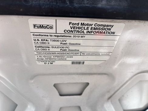 Used 2019 Ford Fusion SEL FWD image 29
