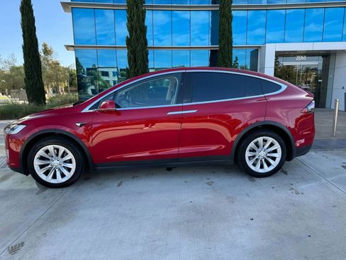 Used 2019 Tesla Model X Long Range AWD/4WD image 28