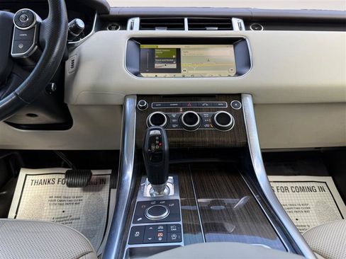 Used 2017 Land Rover Range Rover Sport HSE image 12