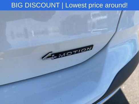 Used 2022 Volkswagen Taos SE w/ IQ.Drive SE Package AWD/4WD image 11