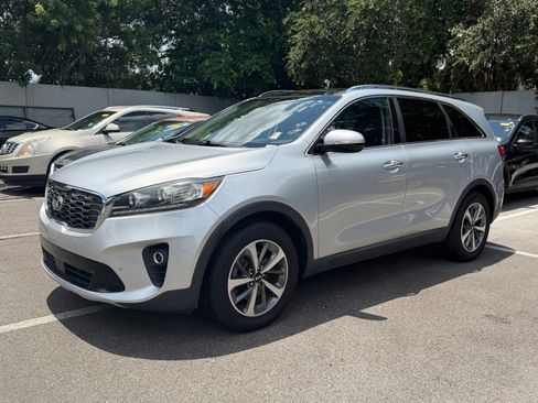 Used 2019 Kia Sorento EX w/ EX Touring Package FWD image 1