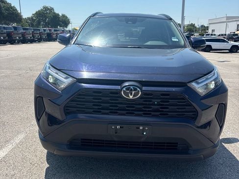 Used 2025 Toyota RAV4 XLE FWD image 2