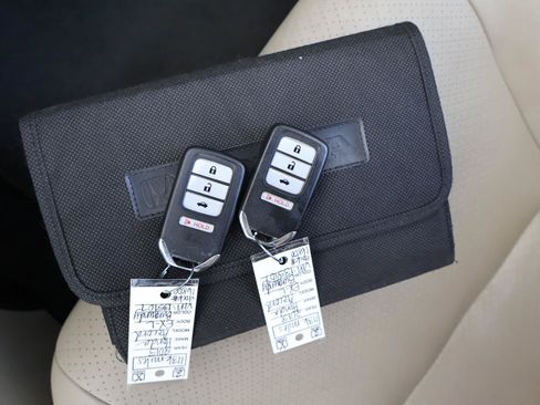 Used 2013 Honda Accord EX-L image 28