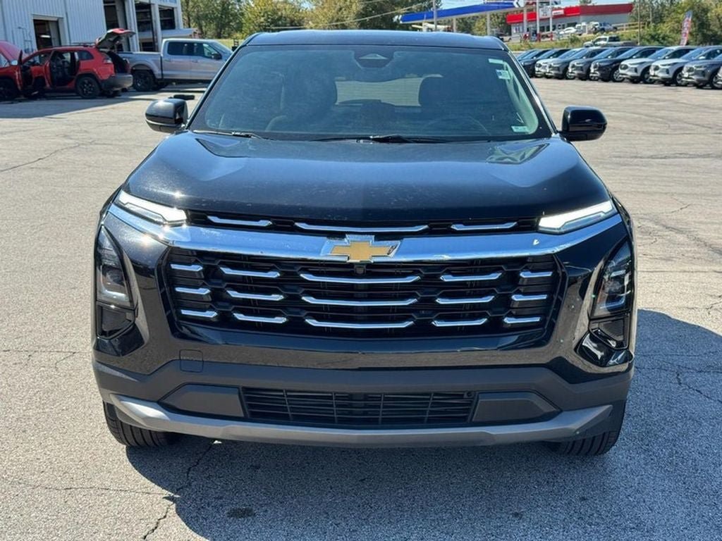 Used 2025 Chevrolet Equinox LT AWD/4WD image 9