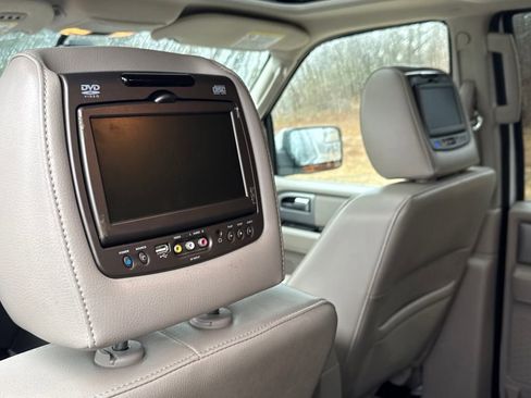 Used 2014 Ford Expedition EL Limited w/ Equipment Group 301A image 12