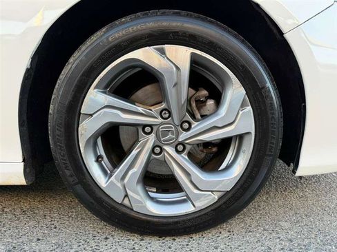 Used 2019 Honda Accord EX-L image 8