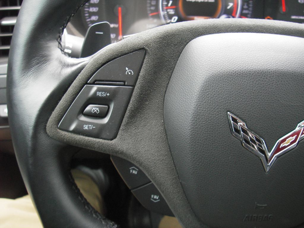 Used 2016 Chevrolet Corvette Z06 w/ 3LZ Preferred Equipment Group RWD image 18