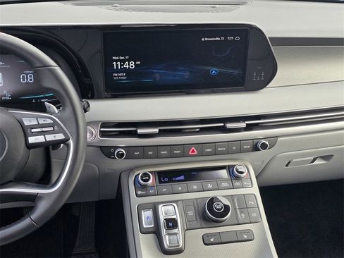 Used 2024 Hyundai Palisade SEL image 17