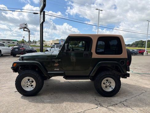 Used 1998 Jeep Wrangler Sahara AWD/4WD image 9