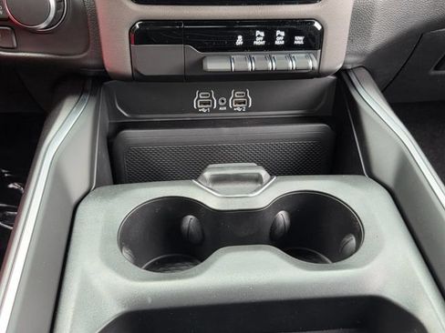 New 2026 RAM 1500 Express AWD/4WD image 15
