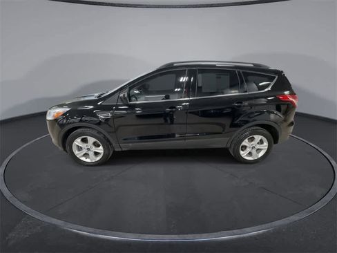 Used 2016 Ford Escape SE w/ Equipment Group 201A image 5