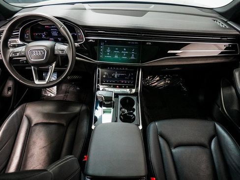 Used 2023 Audi Q8 Prestige w/ Prestige Package image 14