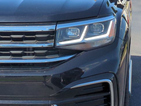 Used 2022 Volkswagen Atlas SEL Premium AWD/4WD image 6