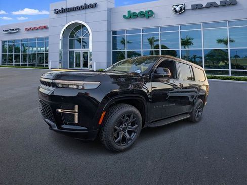 New 2026 Jeep Grand Wagoneer 4WD image 3