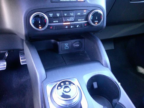 Certified 2023 Ford Escape ST-Line w/ Equipment Group 301A image 17