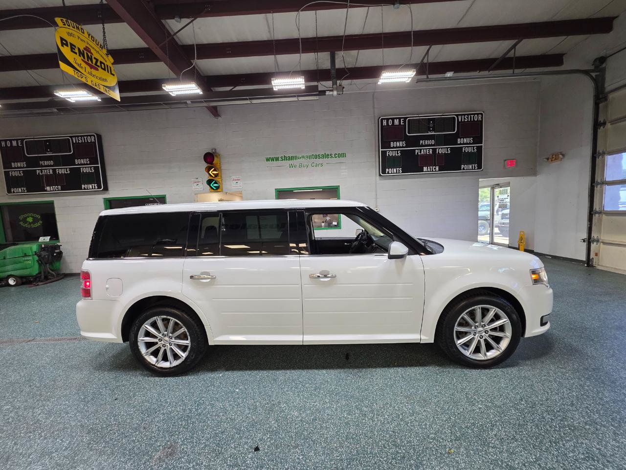 Used 2019 Ford Flex Limited AWD/4WD image 5