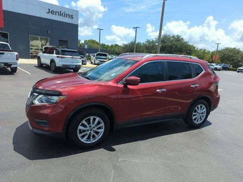 Certified 2019 Nissan Rogue SV FWD image 13