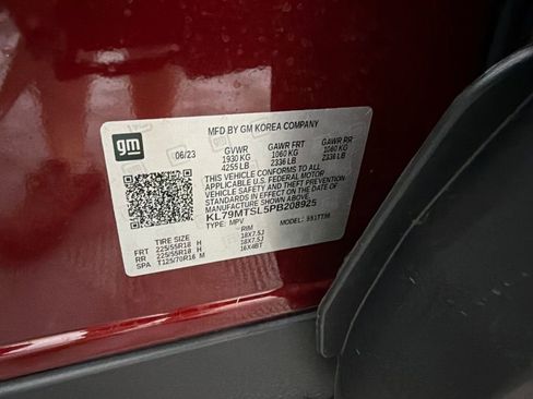 Used 2023 Chevrolet TrailBlazer RS FWD image 32