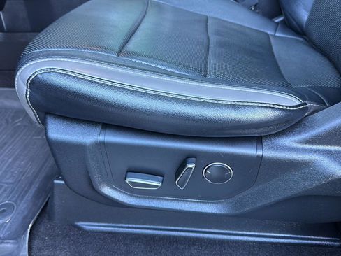 Used 2018 Ford F150 Raptor w/ Equipment Group 802A Luxury image 30