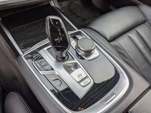 Used 2019 BMW 740i 740i w/ M Sport Package image 12